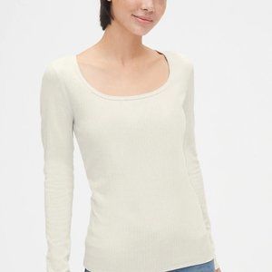 NWT Gap Pointelle Square-Neck t-shirt